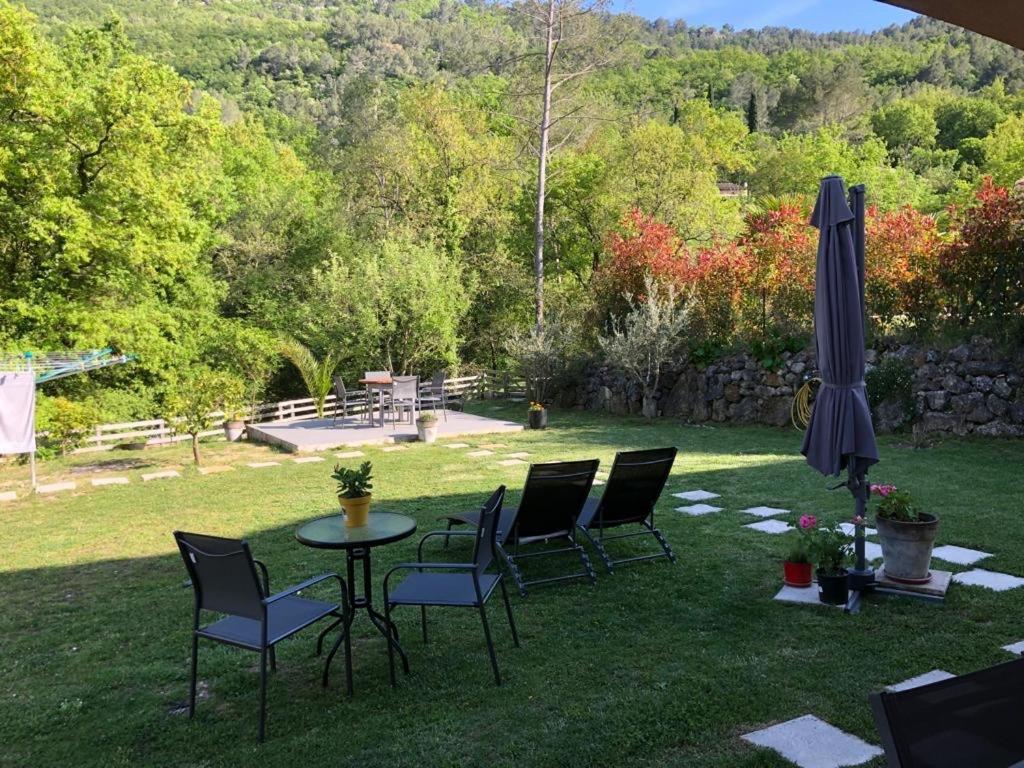 Studio neuf et agréable, Le Bar-sur-Loup Exterior foto